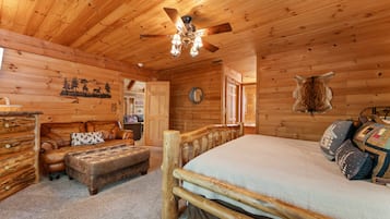 3 makuuhuonetta, silitysrauta/-lauta, vauvan matkasänky, ilmainen Wi-Fi