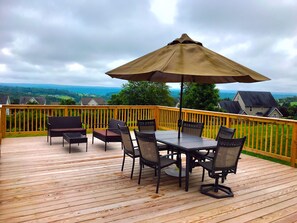Outdoor dining - Spacious  Home with a Game room, Pool , Sauna, Hot Tub (Saylorsburg)