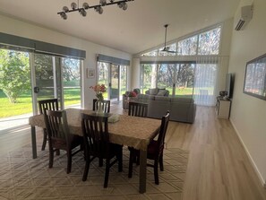 تناول الطعام