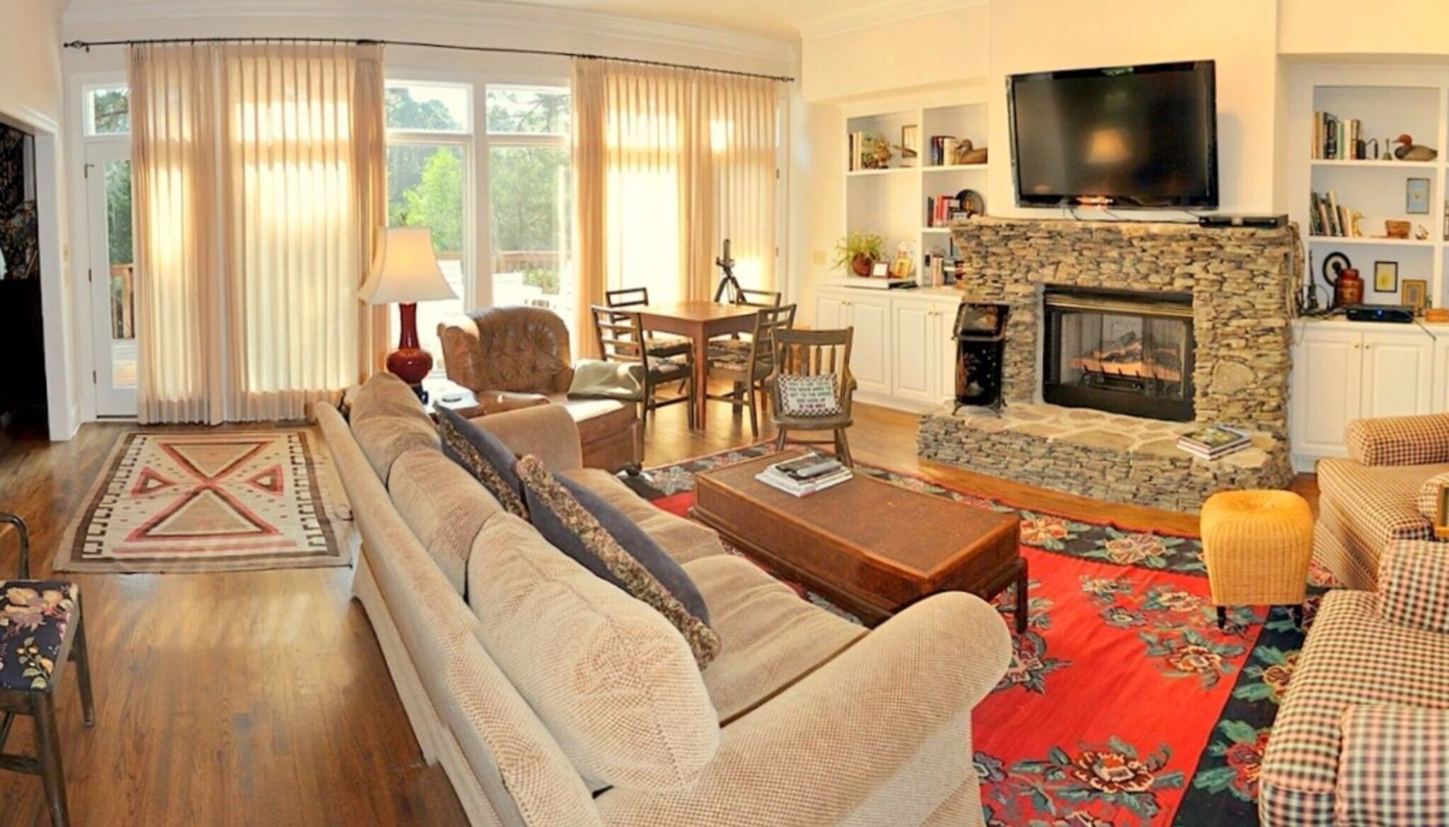 Forest Creek Golf Course Four Bedroom House On The 16th Hole. Comfortable beds!