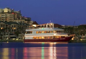 Exterior - BEACHSIDE 2 SANDESTIN BEACH FRONT 1 BR KING, NEW POOL AND HOT TUB!  SUNSETS!!! (Miramar Beach)