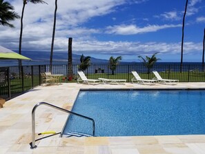 Piscine extérieure, piscine chauffée