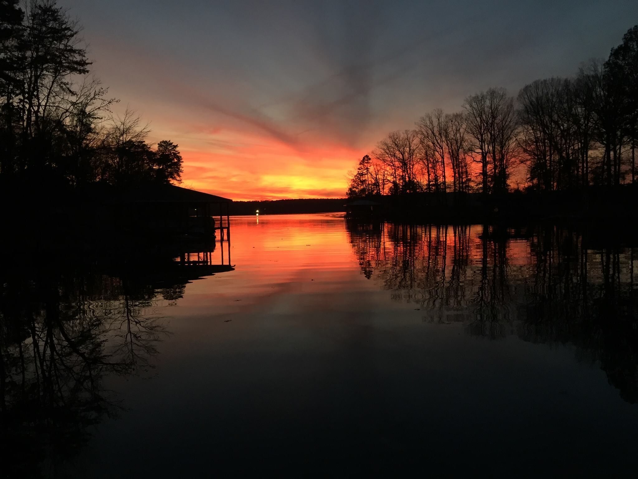 Lakehouse in a Protected Cove with Striking Views of Lake Tillery!