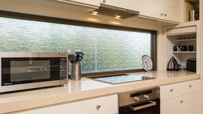 Microwave, oven, stovetop, dishwasher