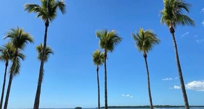 Descuentos de verano! Increíbles puestas de sol desde tu balcón privado!