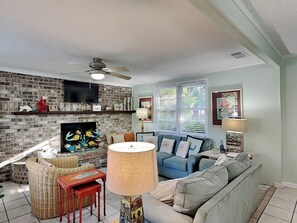 TV connectée, cheminée