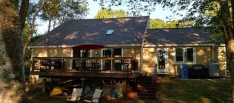 Lakefront- Rhode Island; Indian Lake, Wakefield : 223 Indian Trail S.