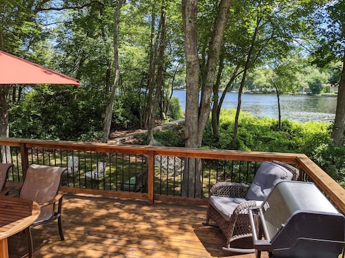 Lakefront- Rhode Island; Indian Lake, Wakefield : 223 Indian Trail S.