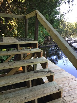 Property grounds - Shawano WI Wolf River home with lake access via Shawano Lake Channel (Shawano)
