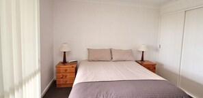 2 bedrooms, iron/ironing board