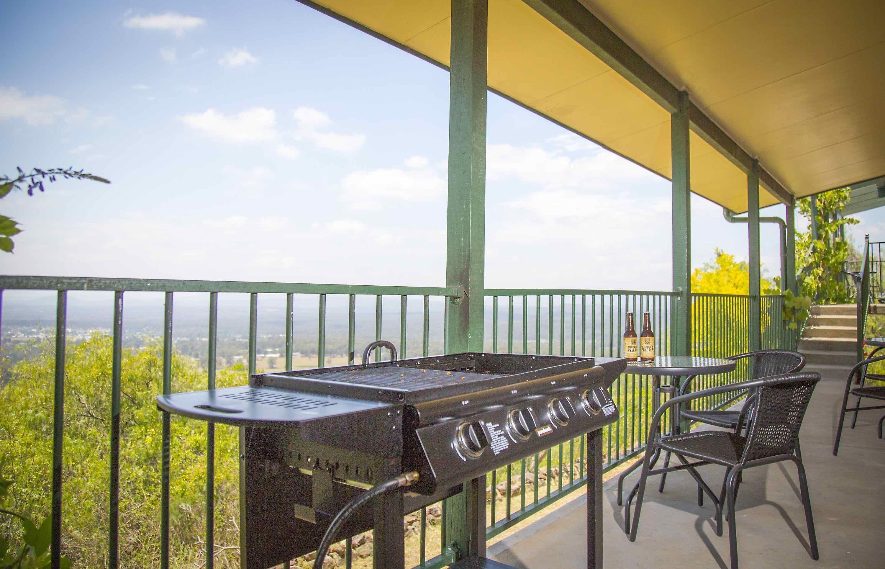 Aquila - 4 bedroom home with amazing valley views and swimming pool — image 18