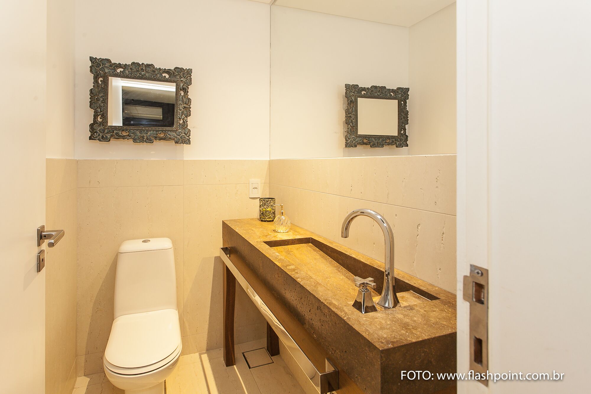 House of Dreams in Florianóplois with maid