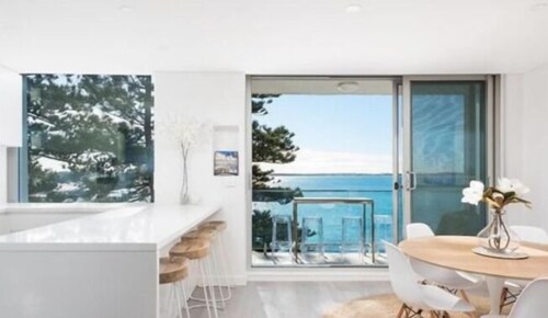 Cronulla Ocean View Apartment 87