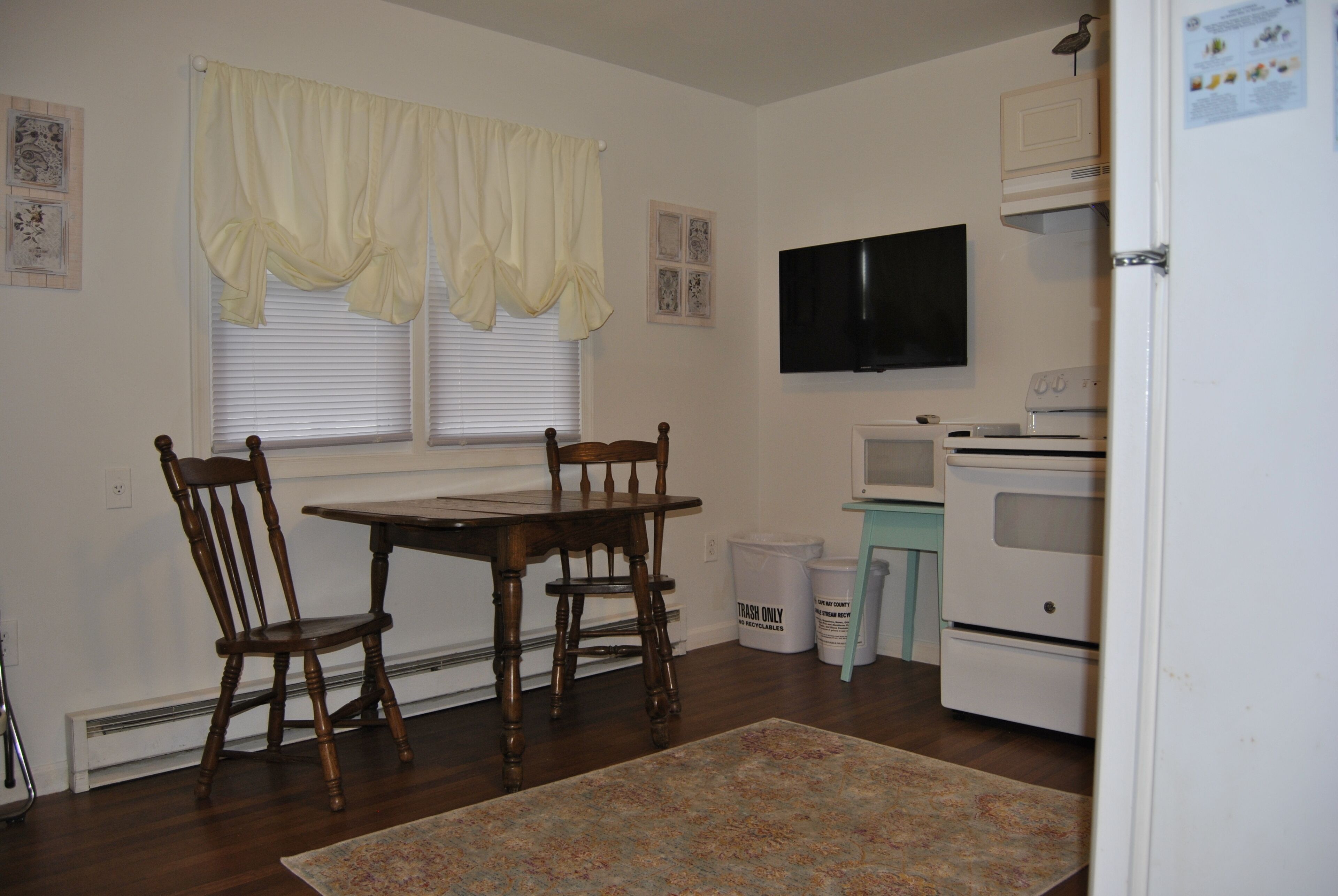 Anglesea Escape - Easy walk to Scenic Seawall, Beaches, Restaurants and Bars!