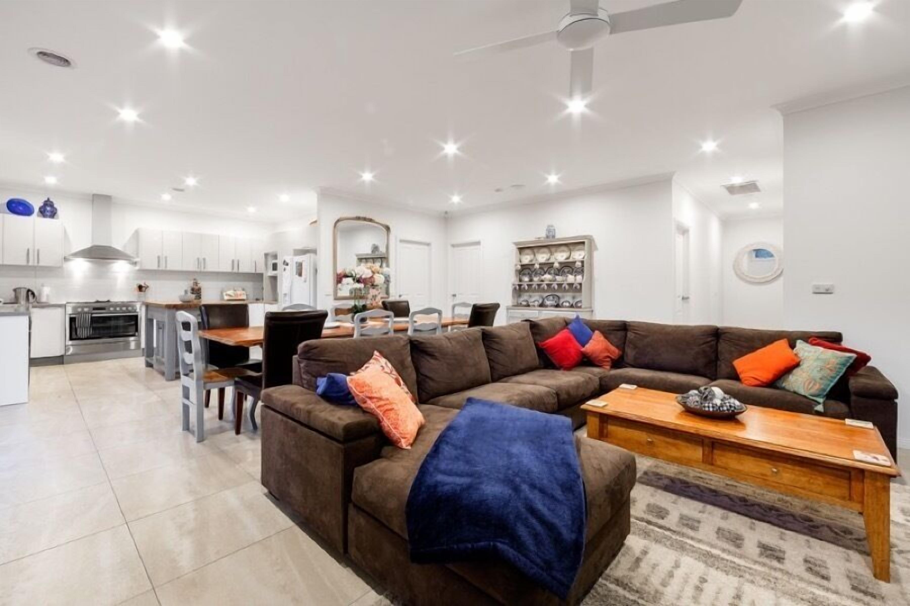 StayCentral - Luxurious Mansion (Rosanna) - 23 Lower Plenty Road Rosanna Victoria 3084