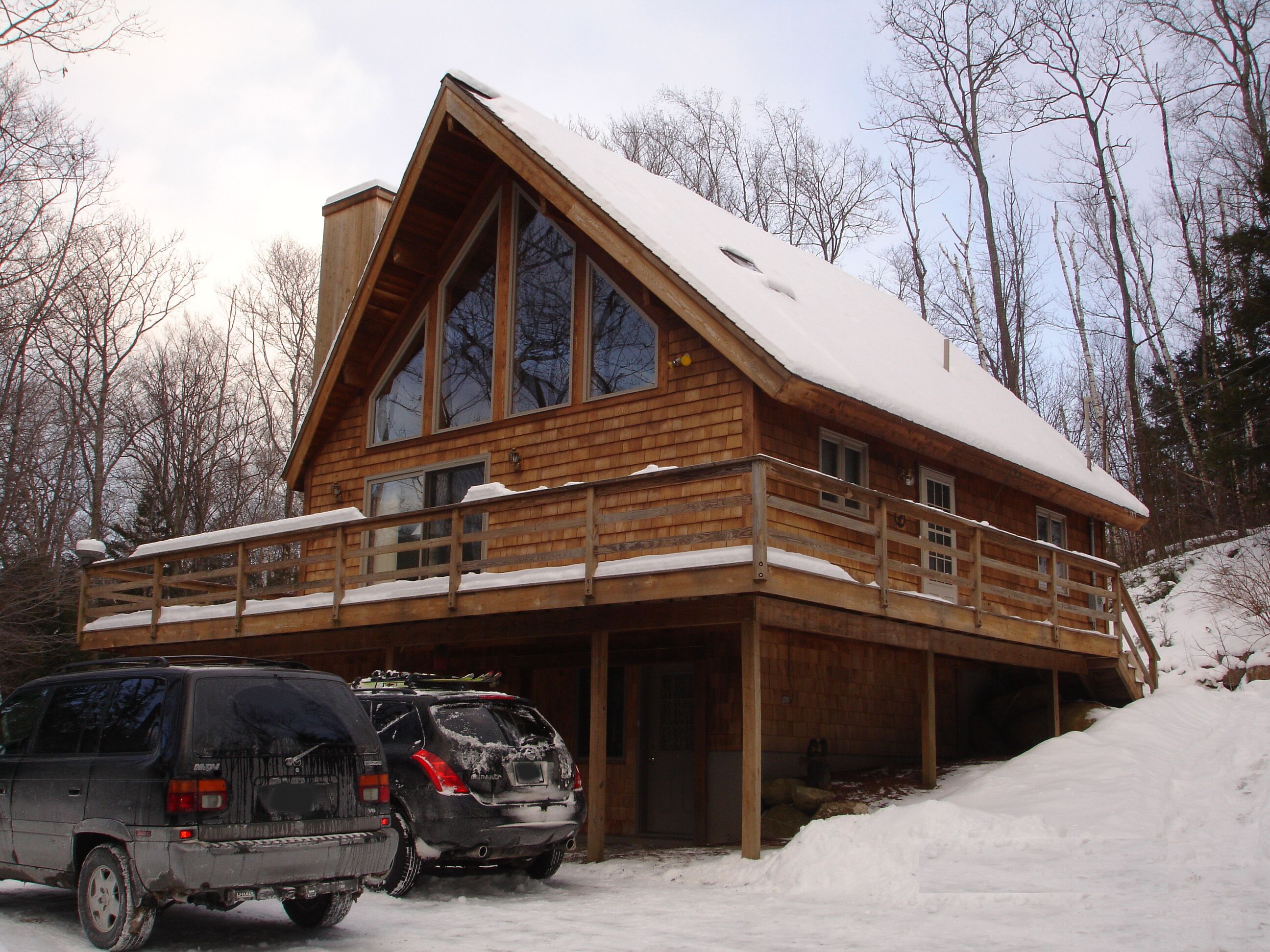 Enjoy Winter Season in this Vacation Chalet Near Vail Epic Mt Sunapee Ski Resort