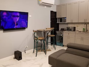 Televisión, estéreo