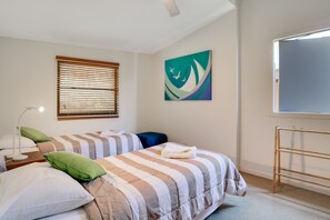 3 bedrooms, free WiFi, bed sheets