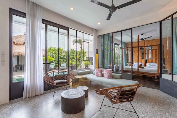 1 bedroom, in-room safe, desk, iron/ironing board