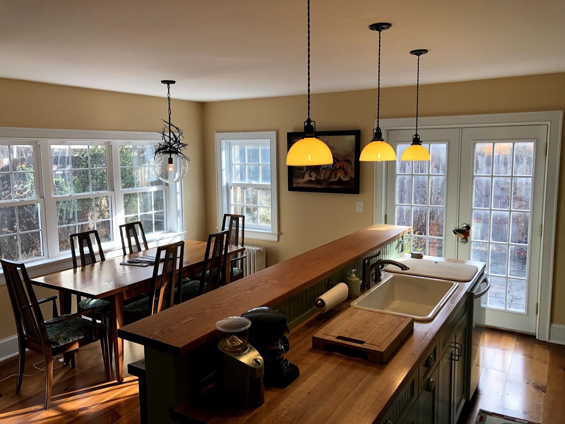 Kitchen Bar and Dining Area