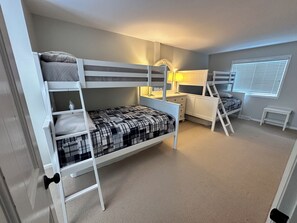3 bedrooms, iron/ironing board, free WiFi - Amazing Lavallette 3 Bed/2 Bath Beach Block Rental (Lavallette)