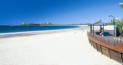 Renovated Beach House in the Heart of Mooloolaba