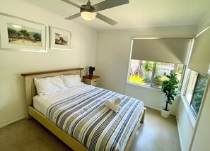 3 bedrooms, iron/ironing board, free WiFi, bed sheets