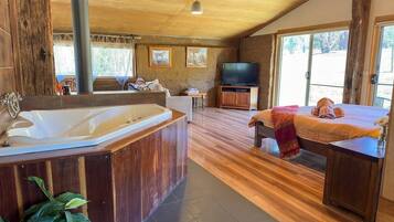 1 makuuhuone, silitysrauta/-lauta, ilmainen Wi-Fi, vuodevaatteet