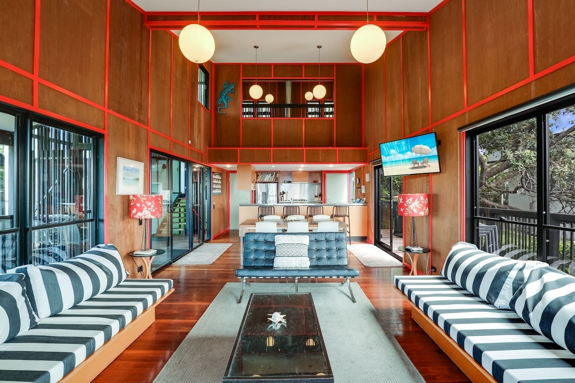 智能电视、壁炉