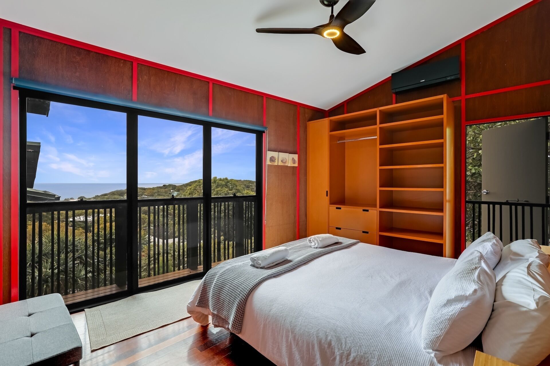 4 bedrooms, free WiFi, bed sheets