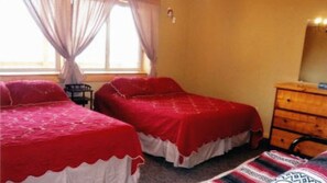 4 bedrooms, WiFi, bed sheets, wheelchair access