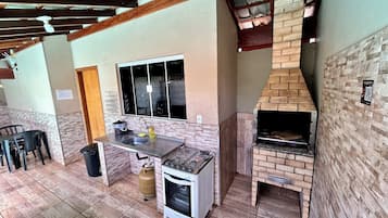 Fridge, microwave, dishwasher, toaster