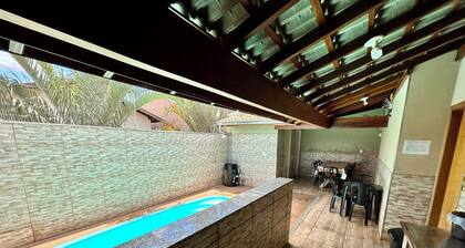 Casa Aroeira, Piscina c / Calentador, Aire-Acondicionado Sala y Habitaciones, NetFlix