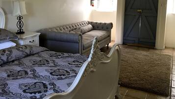 1 soverom, sengetøy i egyptisk bomull og strykejern/-brett