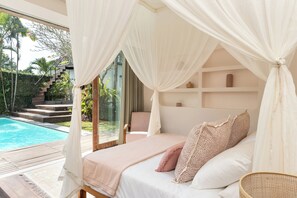 4 bedrooms, in-room safe, desk, iron/ironing board