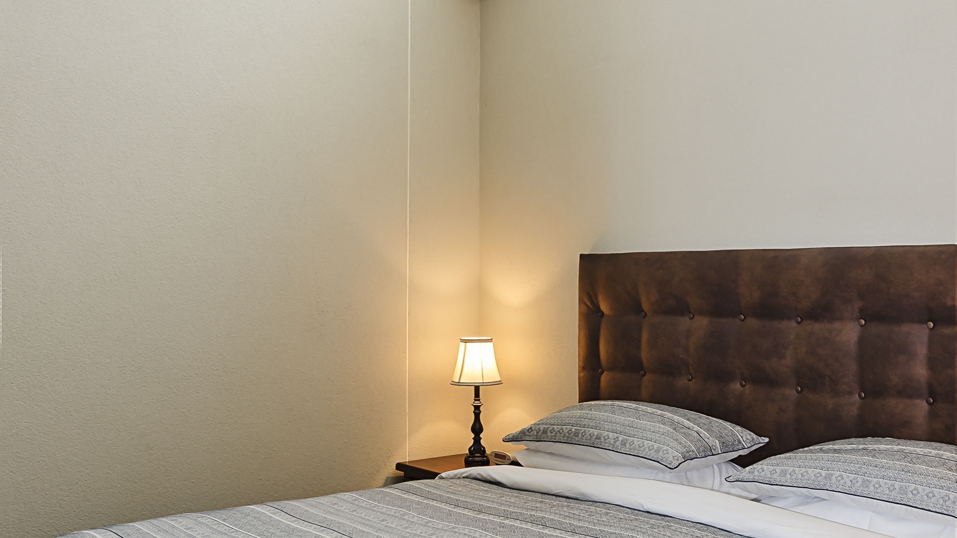 Eagle Foundry Bed & Breakfast (Thomson Suite only) — image 11