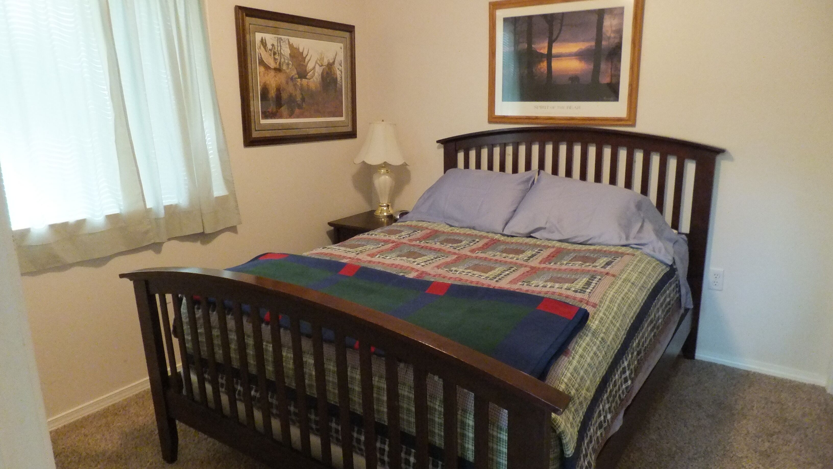 Alaska Creekside Cabins- cabin suite w/ a view!