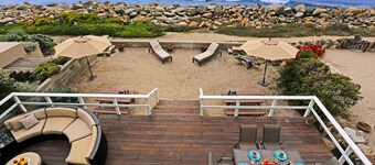 Seacliff Beach House - On The Sand in Ventura County