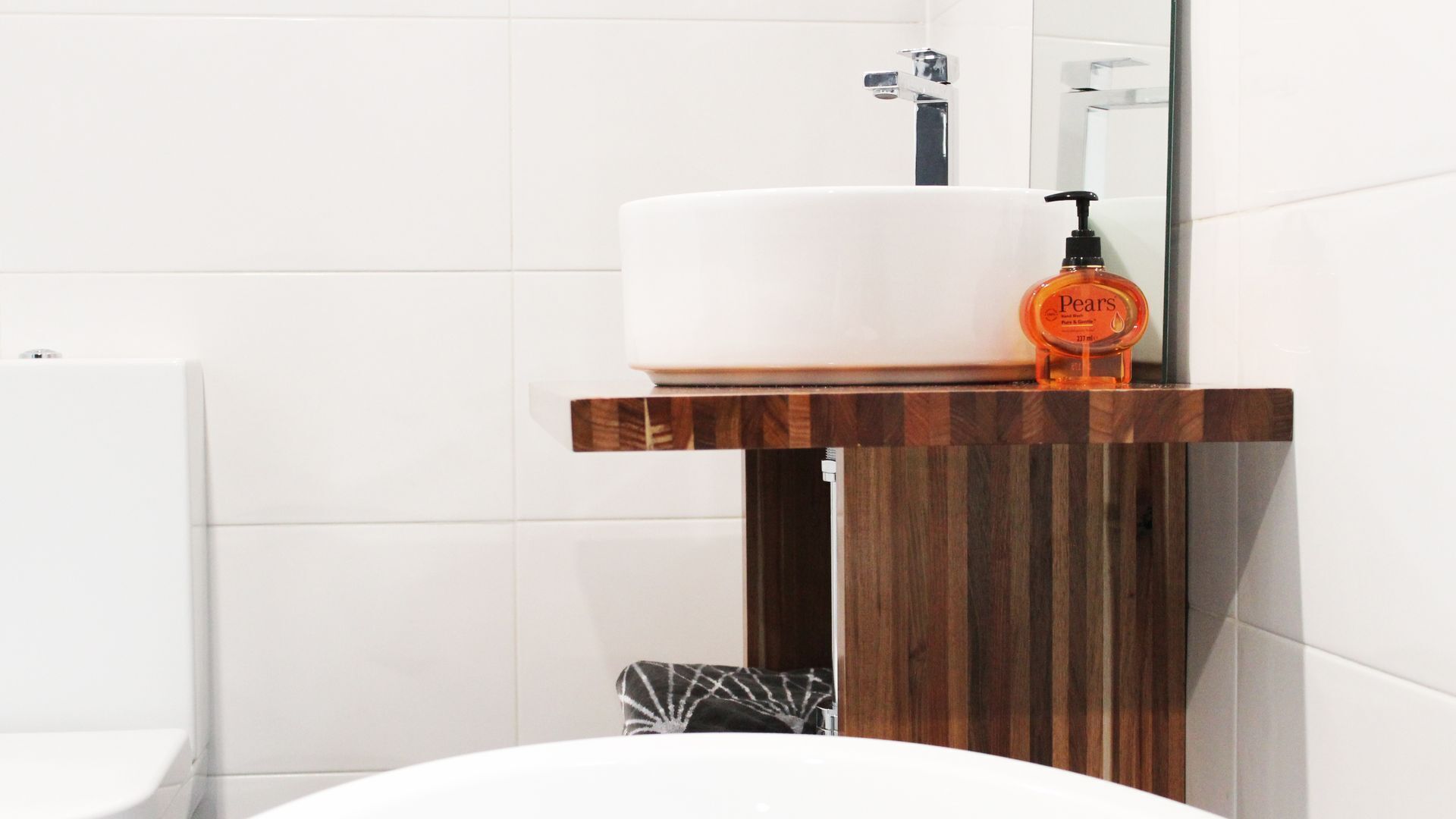 Port Arthur Beachfront Retreat — image 18