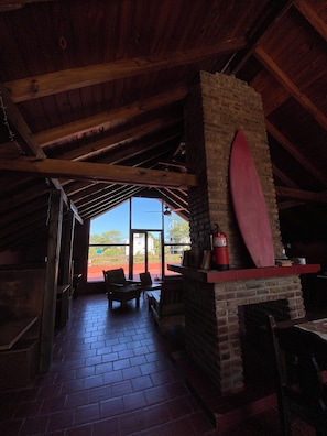 Älytelevisio, Netflix, maksullisia elokuvia, suoratoistopalvelut