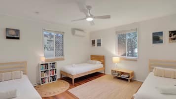 3 bedrooms, free WiFi, bed sheets