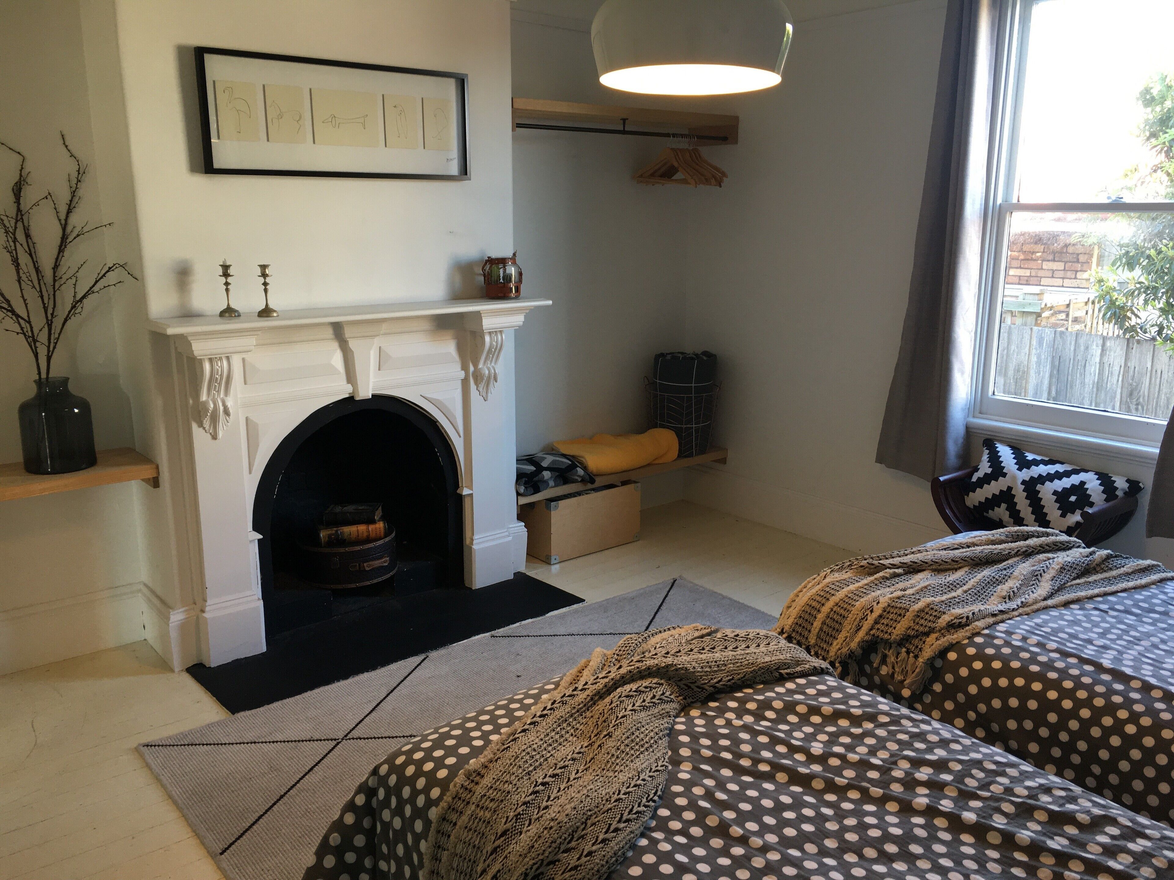 Signature on Gunn. Devonports finest executive holiday home. — image 10