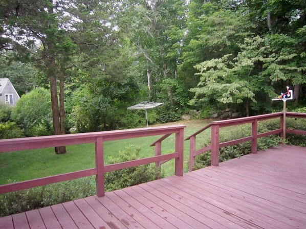 Property grounds - 4BR Cape Style Near Saints Landing and Paines Creek (2086) (Brewster)