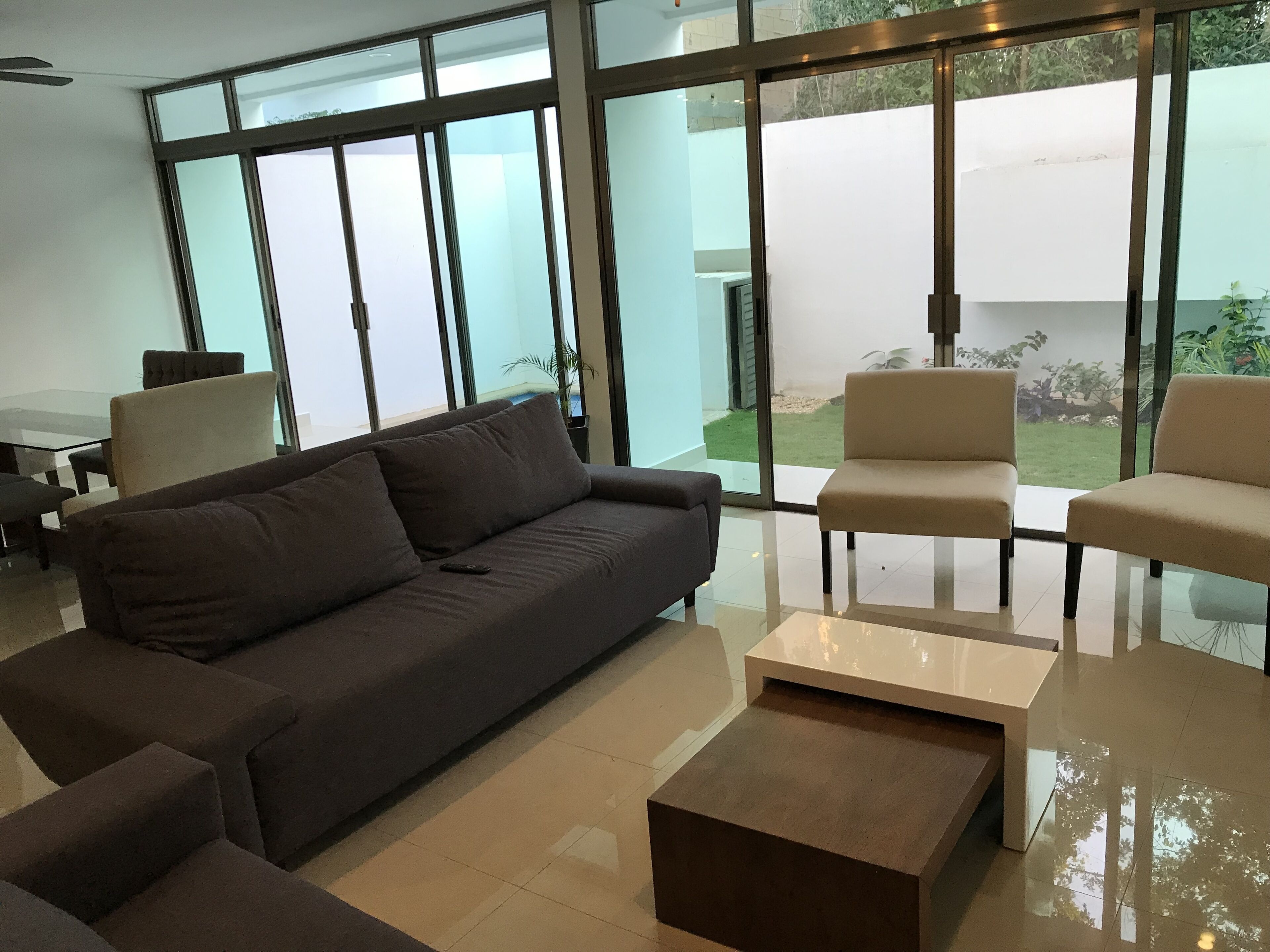 CANCUN AIRPORT ZONE!!