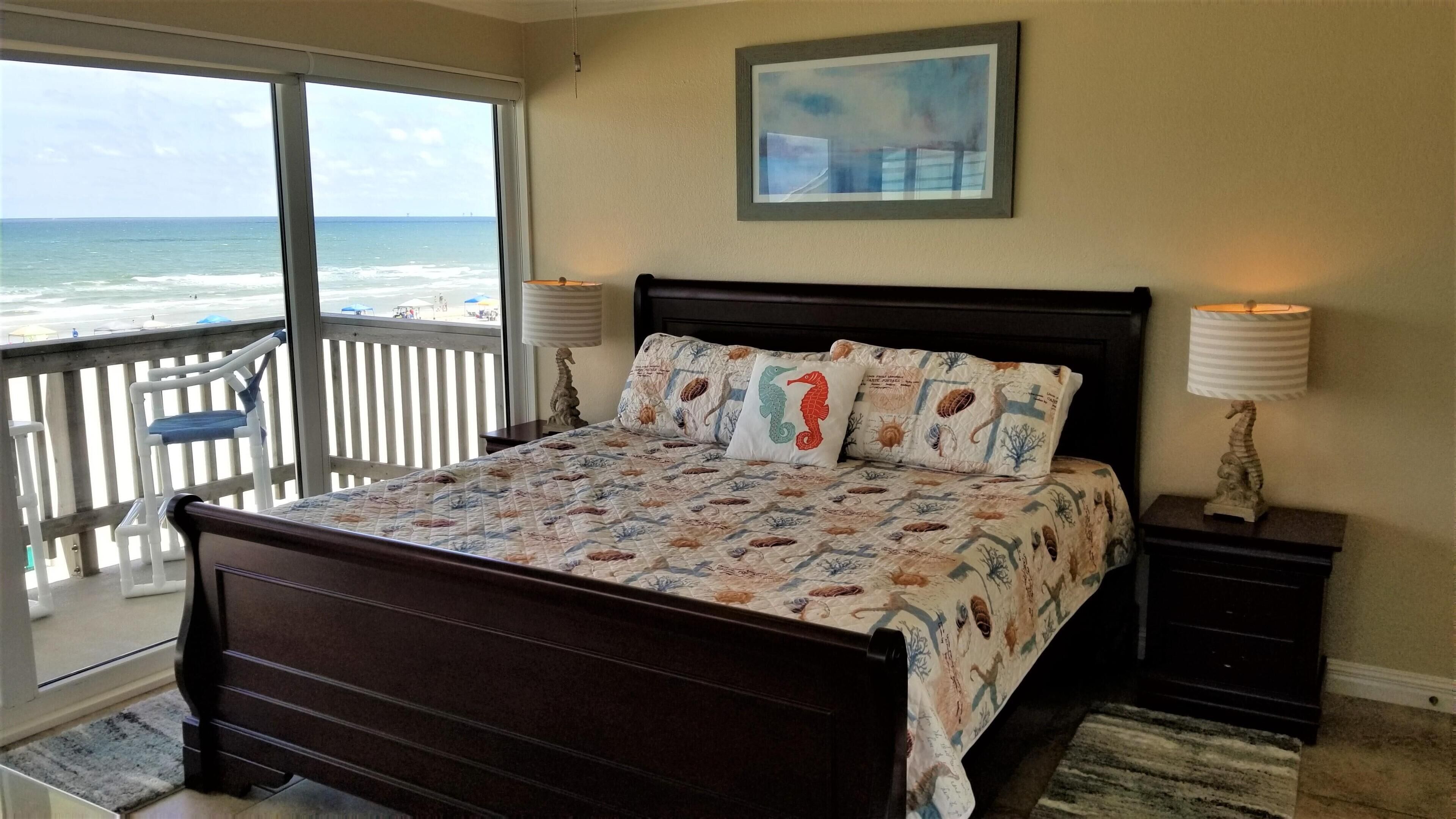 2 habitaciones, escritorio, tabla de planchar con plancha y wifi gratis 