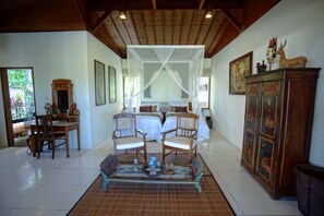 2 bedrooms, in-room safe, desk, WiFi - 2 bedrooms private villa with pool in Ubud, Bali (Ubud)
