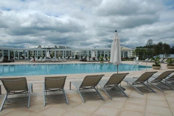 Indoor pool, outdoor pool