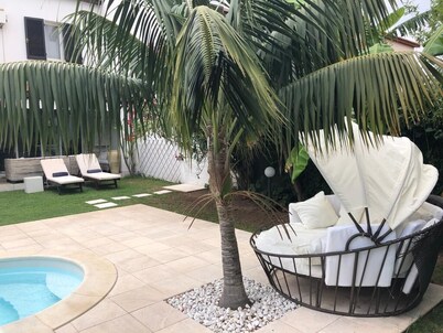 Villa Ines, sul mare con piscina