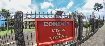 Condos Vista Al Volcán