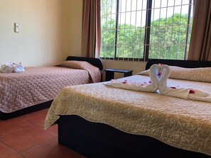 家庭公寓客房, 2 間臥室, 山景 | 2 間睡房、高級寢具、羽絨被、房內夾萬